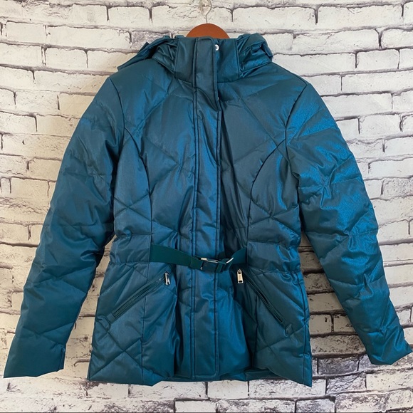 The North Face Jackets & Blazers - The North Face Women’s 550 Belted Quilted Puffer, Size Medium Dark Sage Green